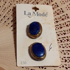 La Mode Vintage Buttons for sale today